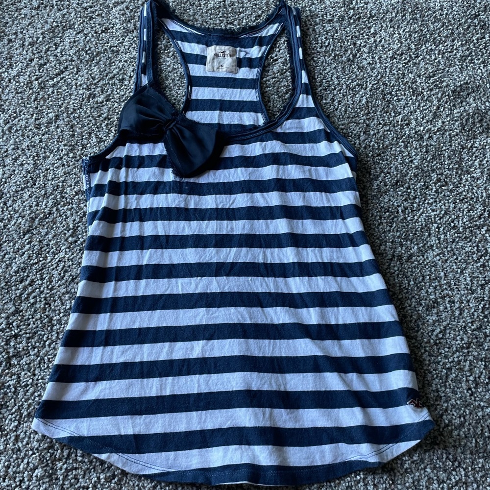 Y2K now tank top white and navy